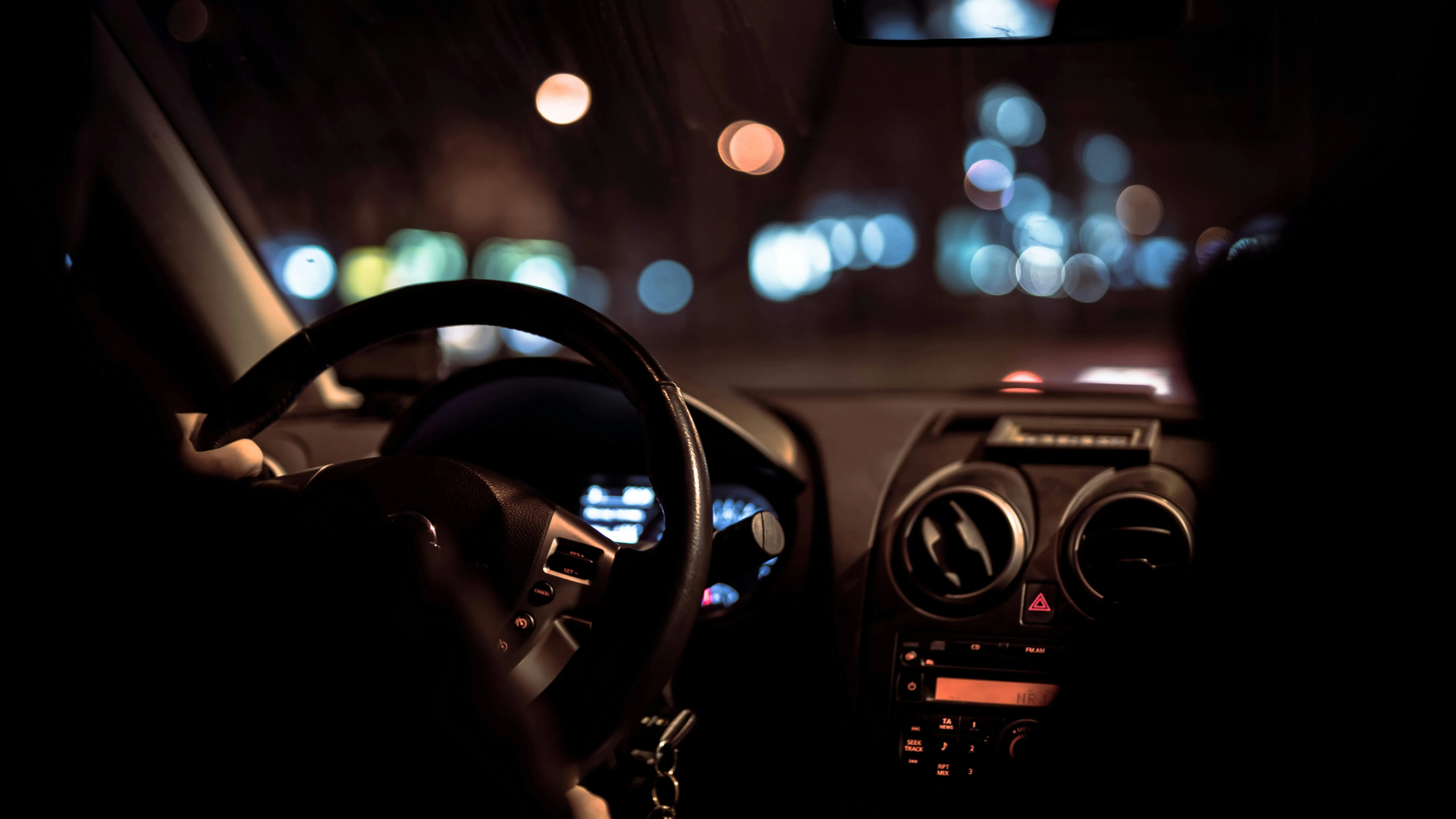 How New Vehicle Technologies Improve Nighttime Driving Safety